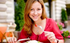 pola-makan-sehat-dan-berimb