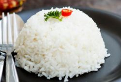 Ini Cara Terbaik Makan Nasi Putih Agar Glycaemic  Index Tetap Rendah